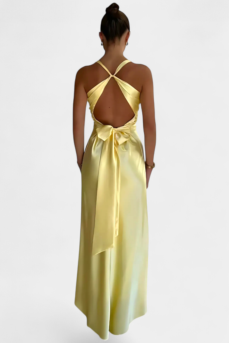 Dolores Vestido Maxi Sin Mangas con Cintura Torcida.