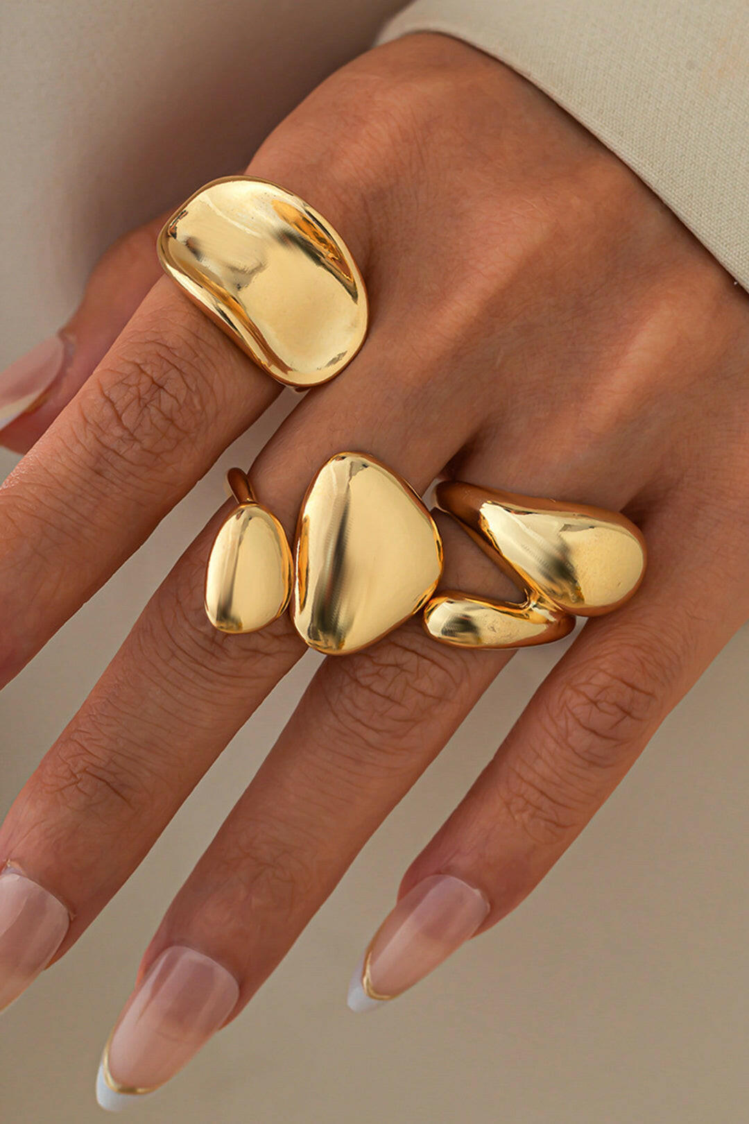Anillos Irregulares de Metal.