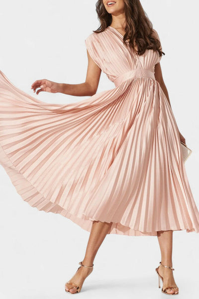 Audrey Vestido Midi con Pliegues y Escote en V.
