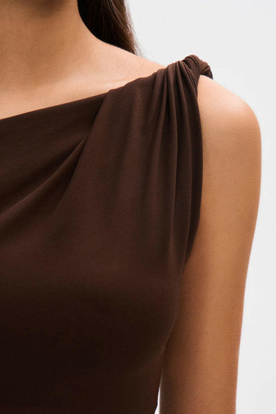 Eranda Vestido Maxi de Malla Drapada Off-Shoulder.