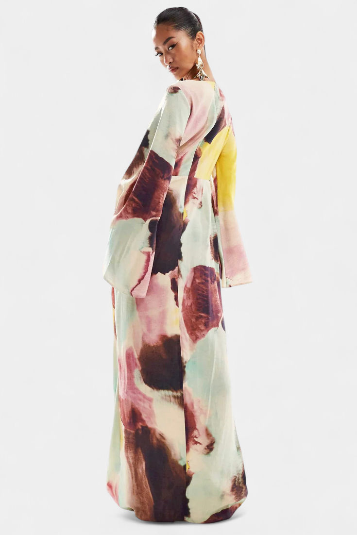 Dana Vestido Maxi de Acuarela con Frontal Torcido.