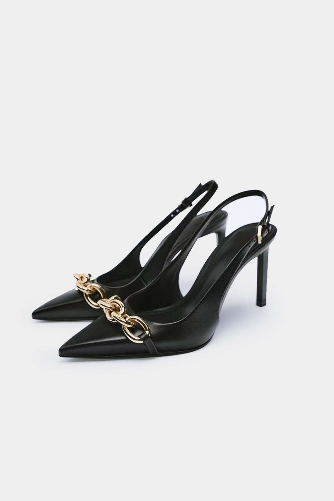 Tacones Metálicos con Cadena.