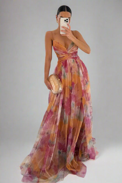 Escarcha | Vestido largo y romántico con flores.