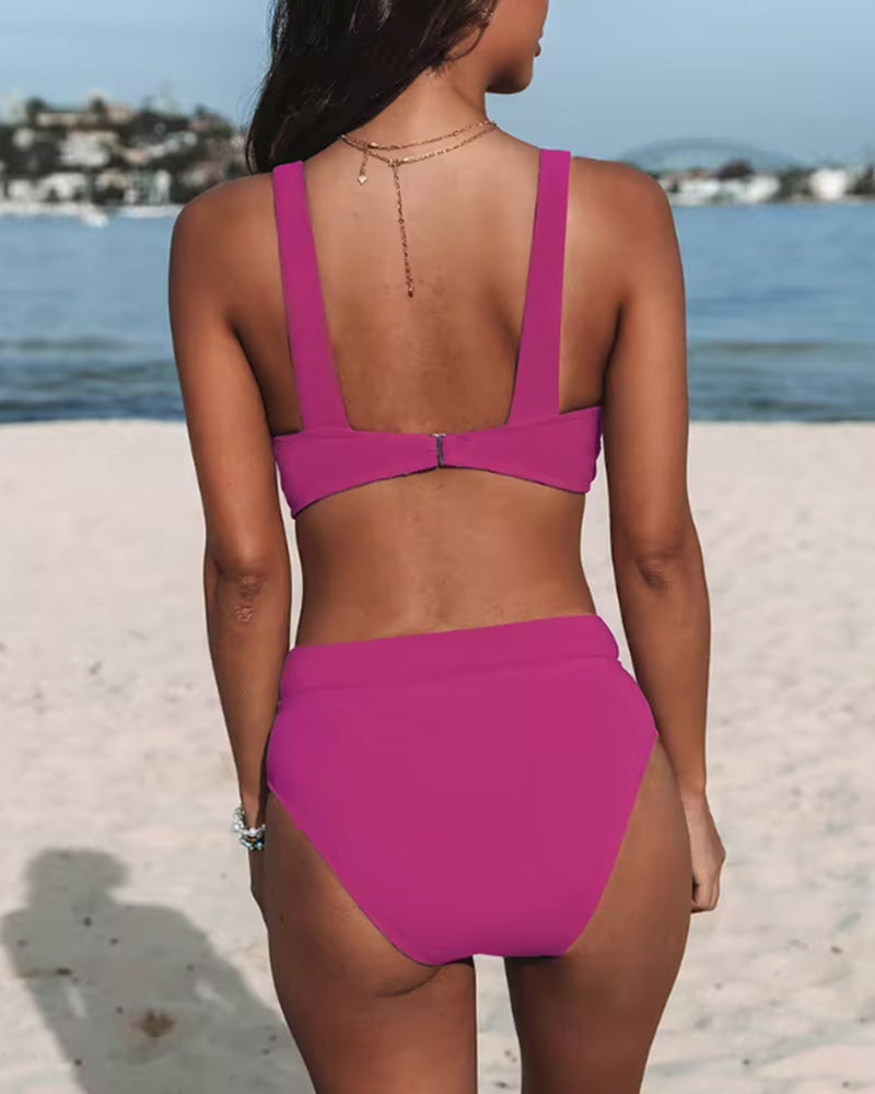 Bikinis de talle alto de color liso.