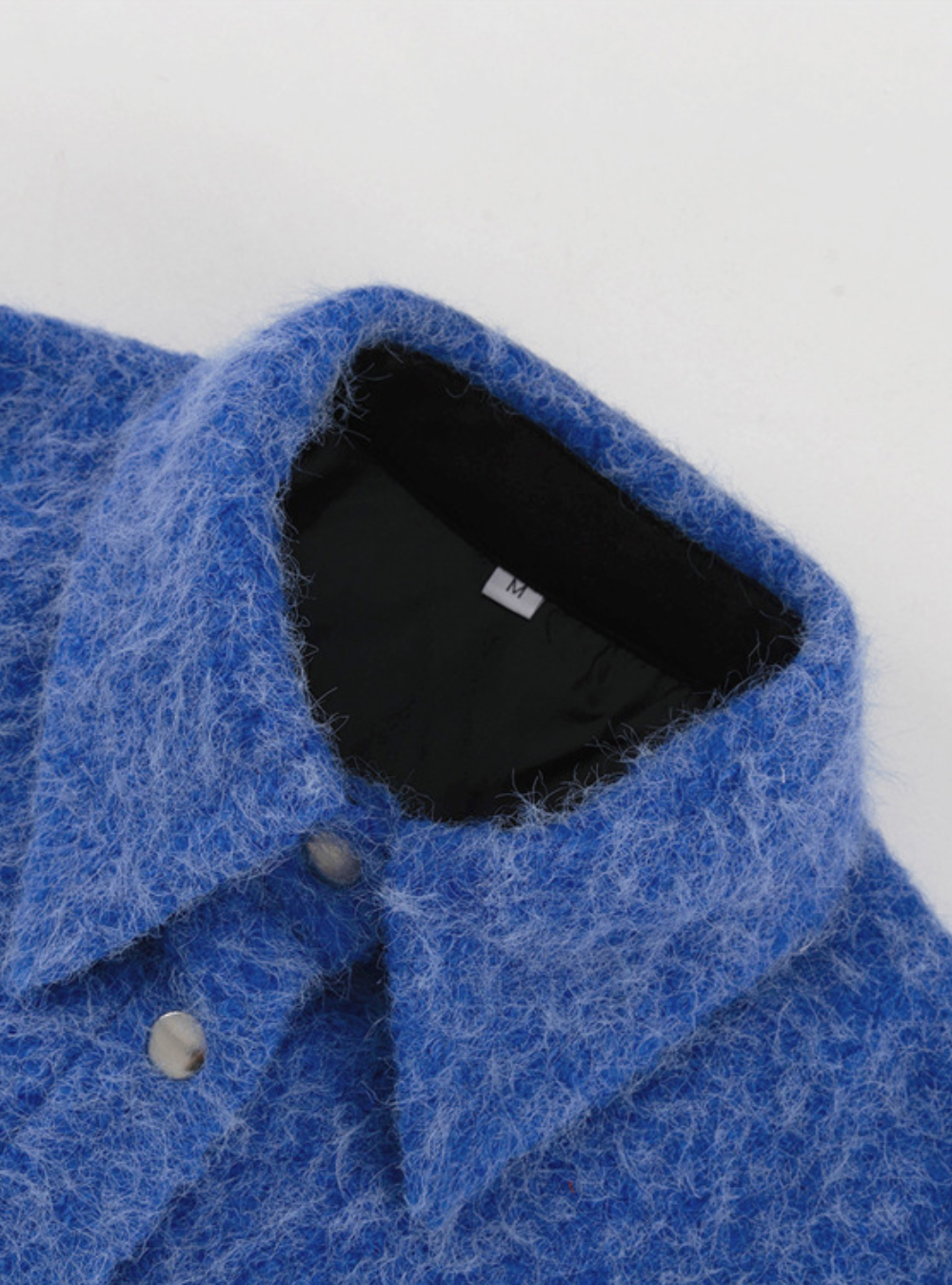 Laurel Snap-Button Jacket: Amore al Primo Indosso.