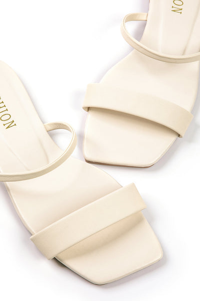 Sandalias Planas de Punta Cuadrada Básicas.