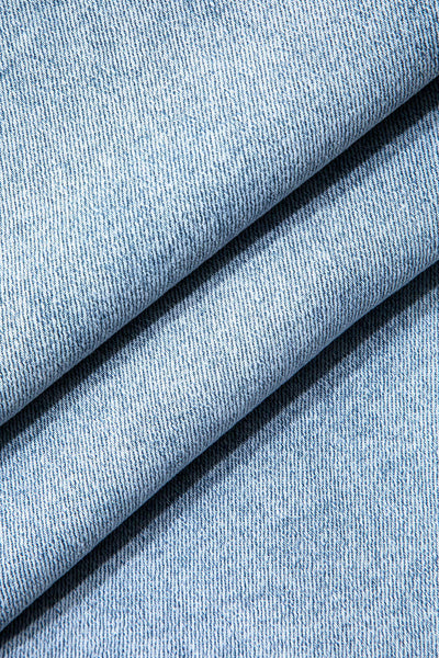 Effie Jeans Ripped Straight-Leg con Rhinestones.
