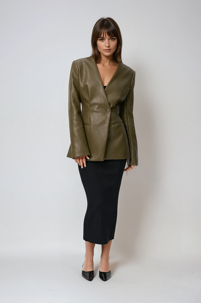 SERAFINA Eleganza Jacket.