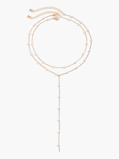 Goldbeschichtete handgemachte Perlenkette.