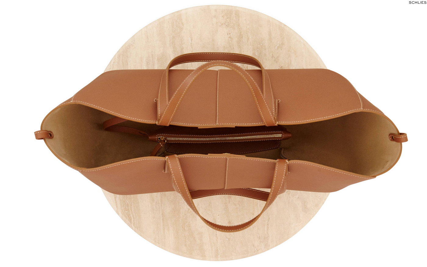 Chiara's Handtasche.