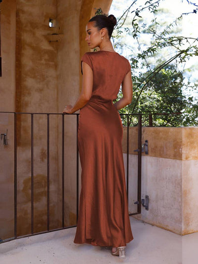 LORINA - Vestido sirena de satén.