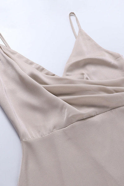 Elina Vestido Flowy V-Neck.
