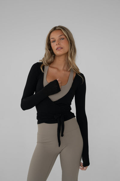 Blusa cruzada - Negra.