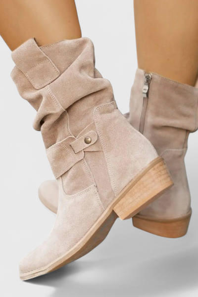 Aira Botines de Ante Classic.
