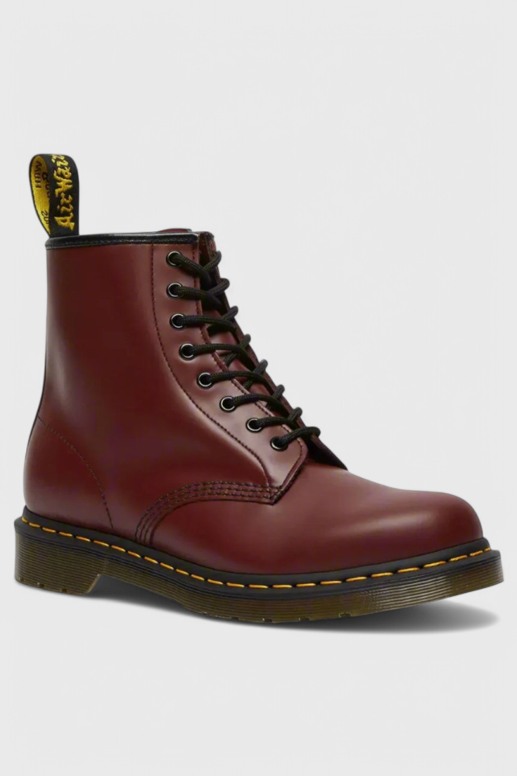 Addison Botas Clásicas Altas con Cordones.