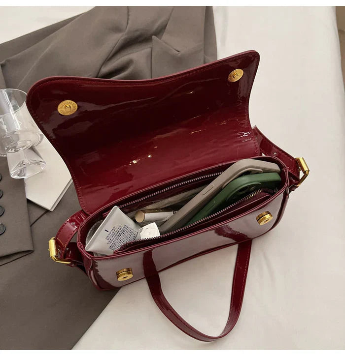 Saddie™ LEATHER BAG.