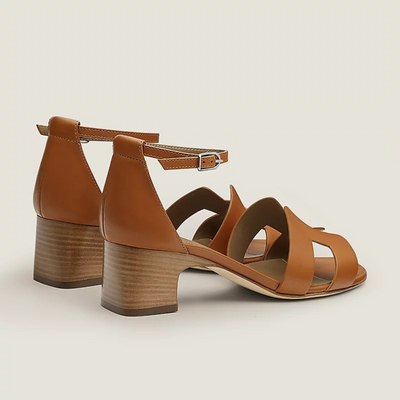 CHLOÉ | ELEGANTNÉ SANDÁLE