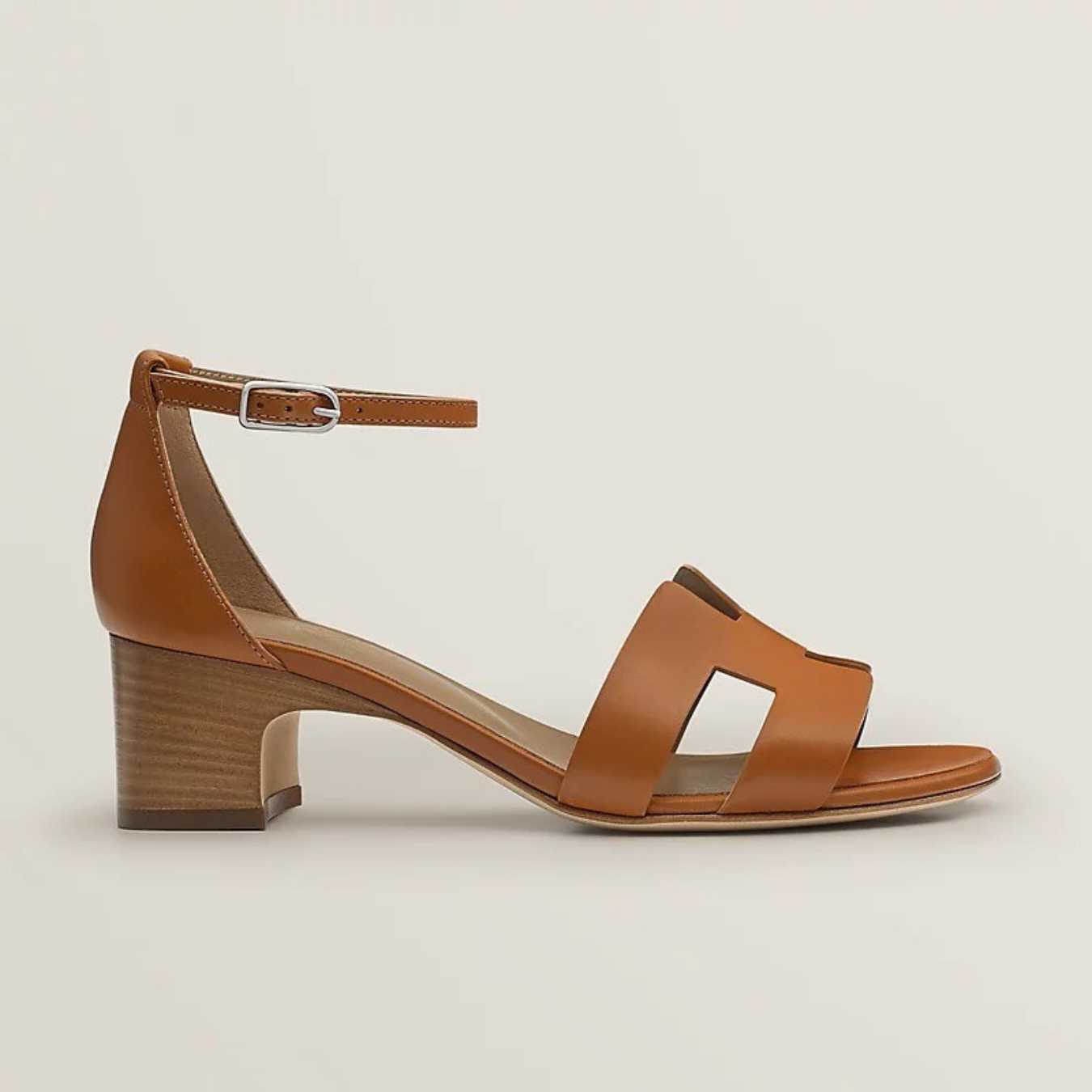 CHLOÉ | ELEGANTNÉ SANDÁLE