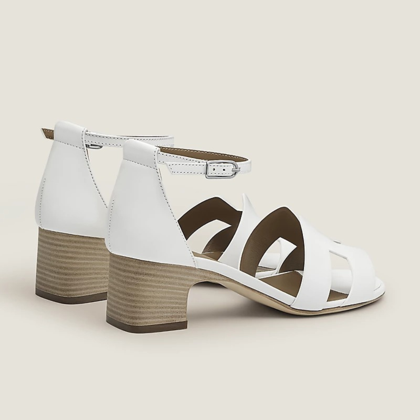 CHLOÉ | ELEGANTNÉ SANDÁLE