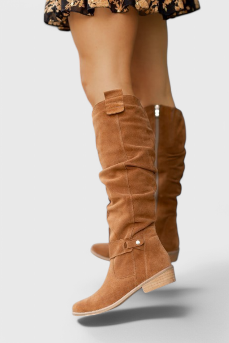Celine Botas Altas de Estilo Retro.