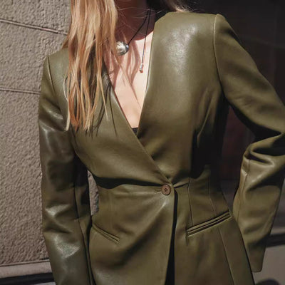 SERAFINA Eleganza Jacket.