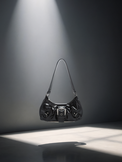 LUNA BUCKLE SHOULDER BAG.