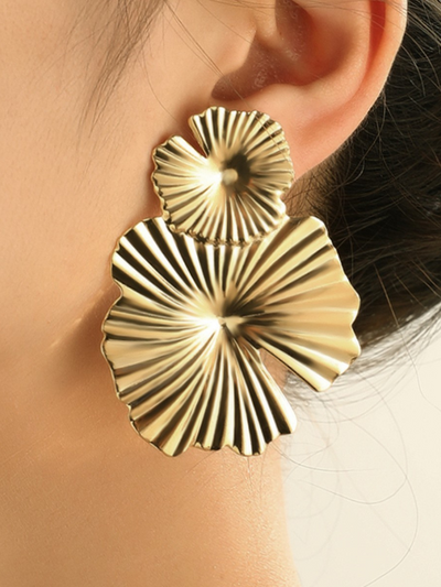 LUMIA BLOOM EARRINGS.