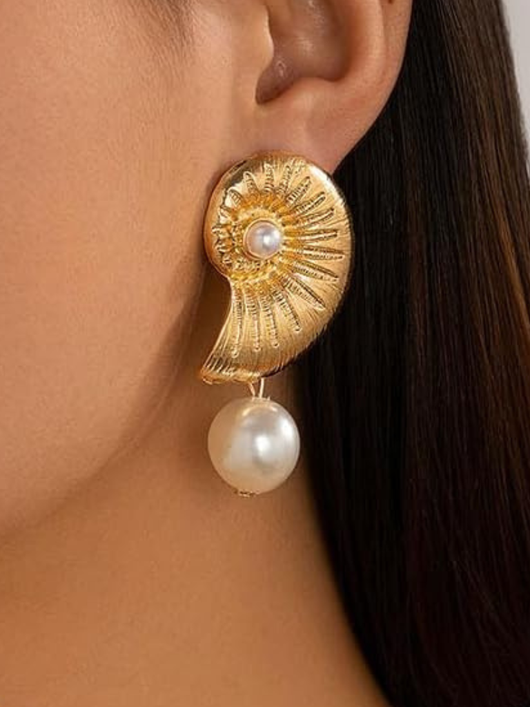SHELLA PEARL DROPS.