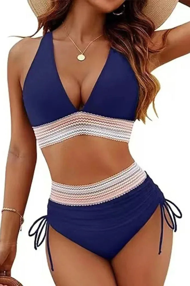 Bikini Lena.