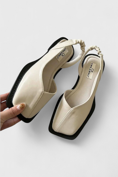 Cora Zapatillas Acolchadas de Punta Cuadrada.