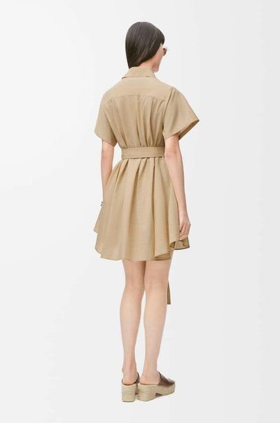 Lúcia Carmen Loew® - Vestido Curto Camisero de viscosa y lino Beige.