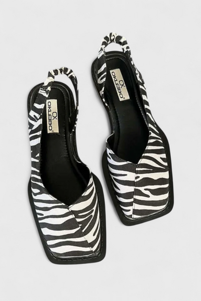 Cora Zapatillas Acolchadas de Punta Cuadrada.