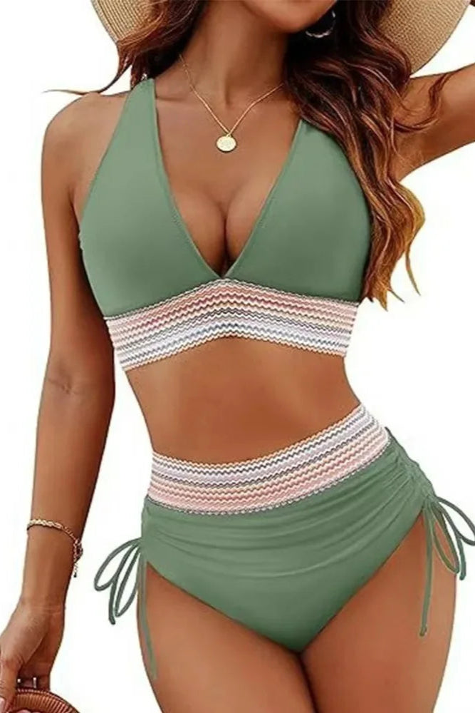 Bikini Lena.