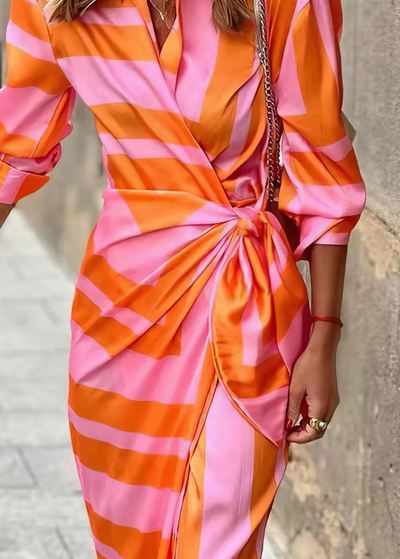 Amira - Robe à imprimé cache-cœur.
