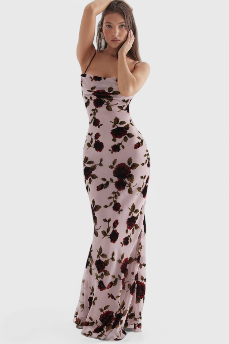 Irina Vestido Deslizante de Satén con Estampado Floral y Espalda Descubierta.