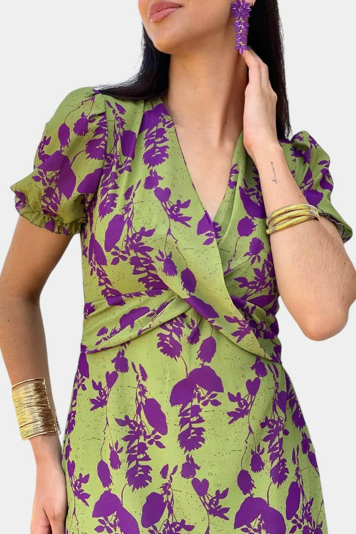 Elara Vestido de Elegancia Floral Anudada.
