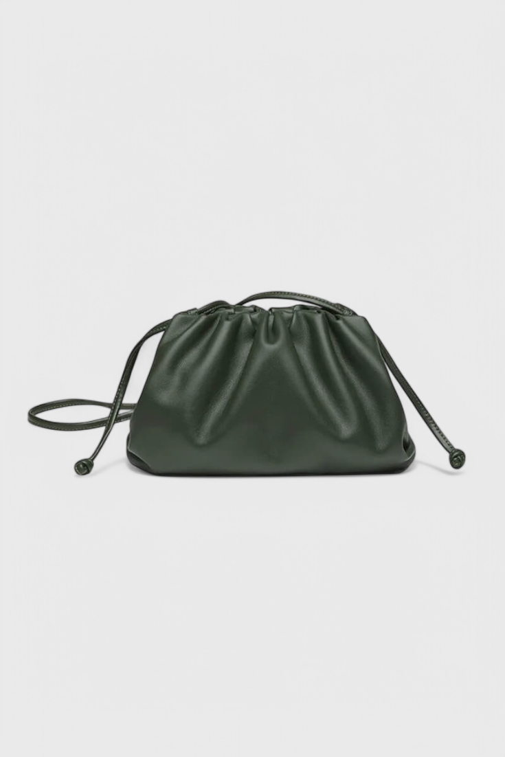 Dalila Bolso Cruzado.