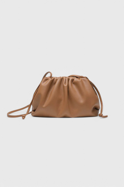 Dalila Bolso Cruzado.