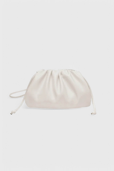 Dalila Bolso Cruzado.