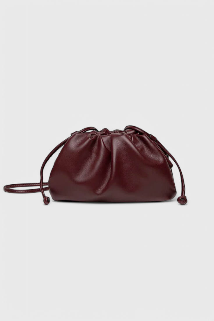Dalila Bolso Cruzado.
