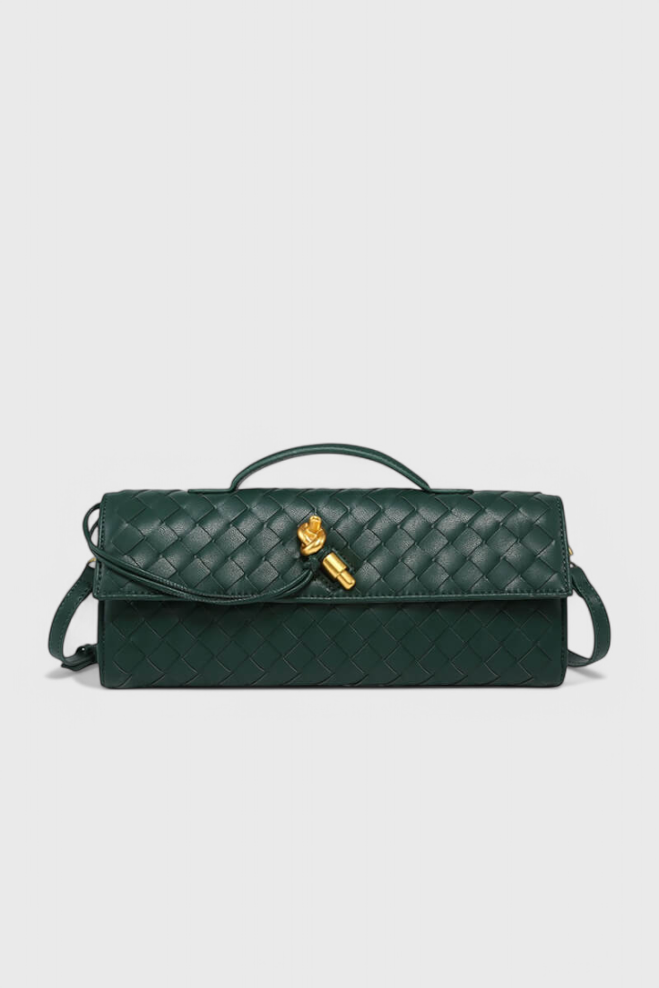 Melanie Clutch con Detalle de Nudo Dorado.