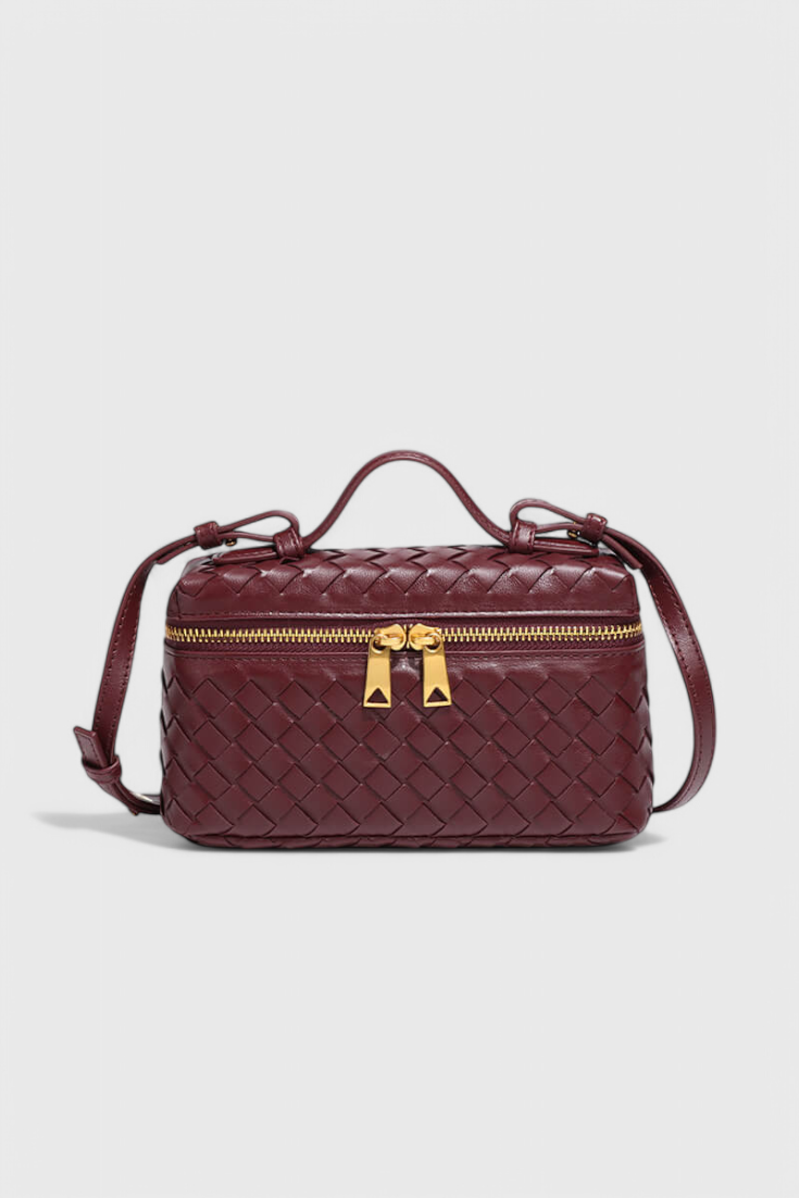 Milla Bolso Mini Woven con Accesorios Dorados.