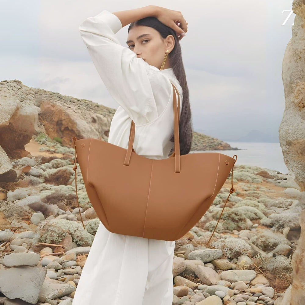 Chiara's Handtasche.
