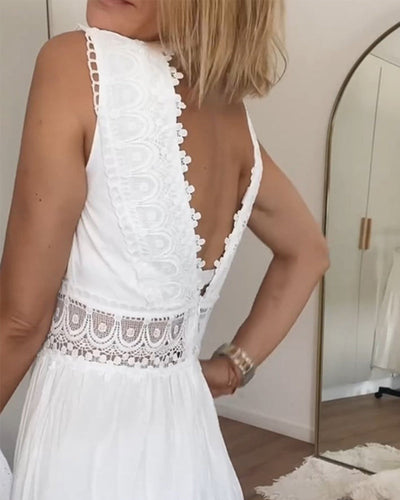 Kim | Vestido de encaje con escote en V.