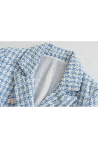 Blazer Claire.