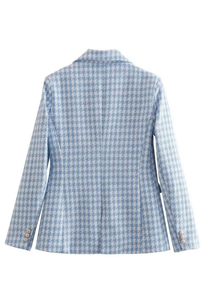 Blazer Claire.