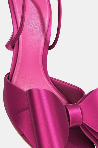 Tacones Puntiagudos de Cuero Sintético.