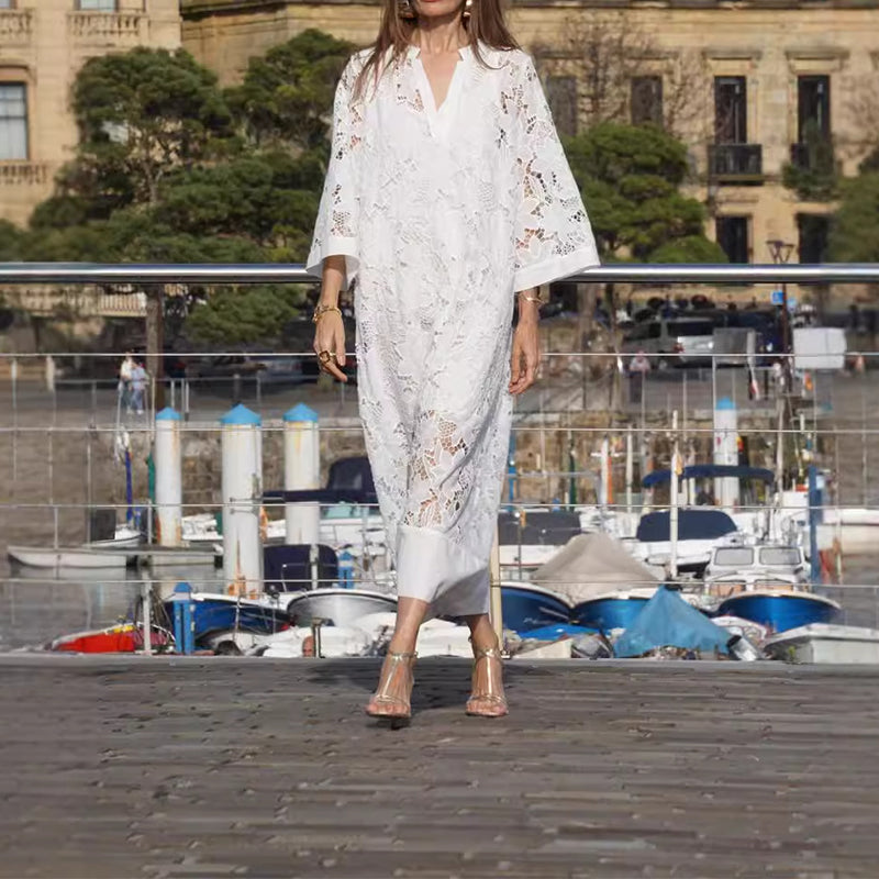 Sophie | Vestido elegante con bordes.