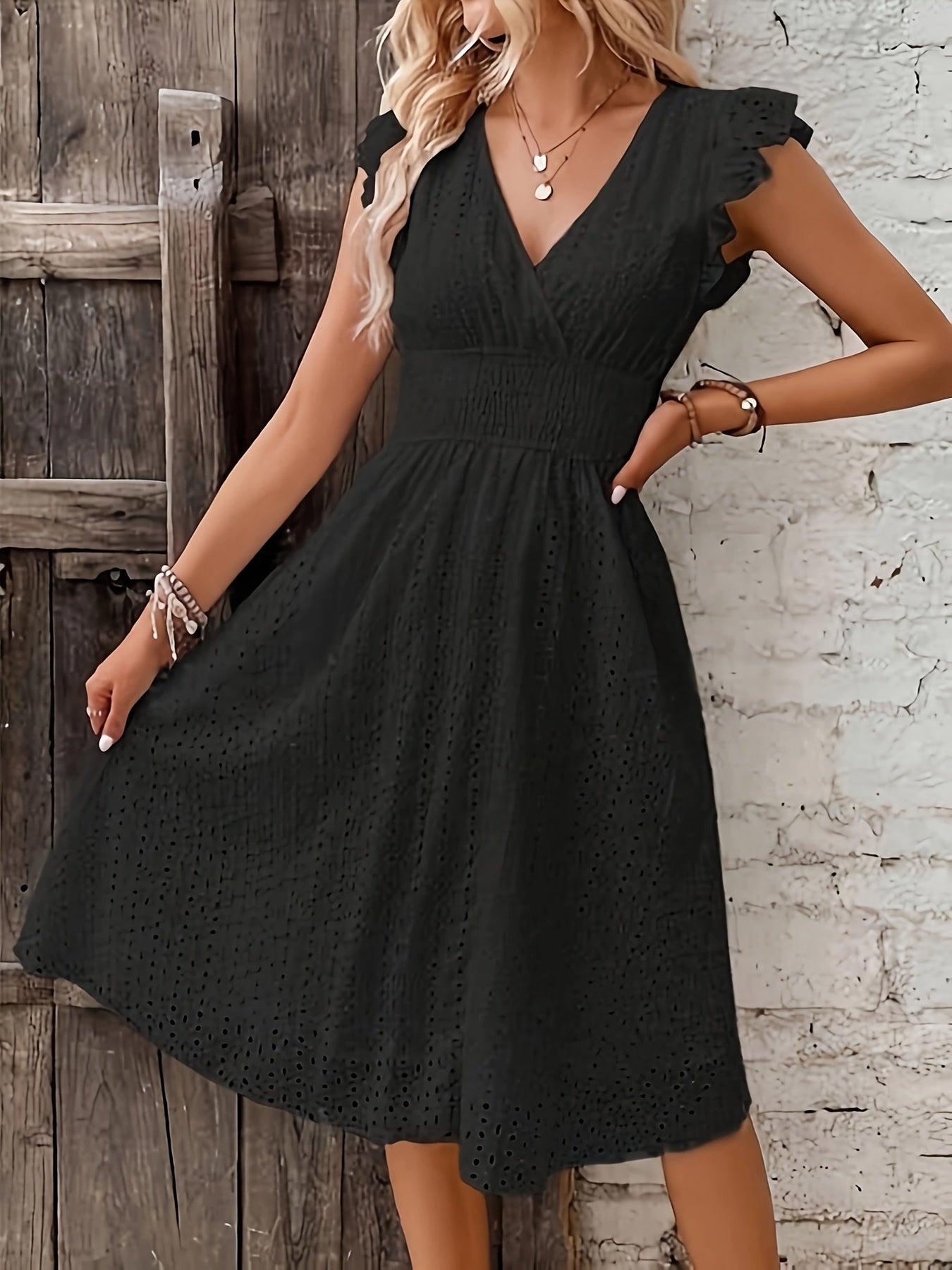 LISETE – VESTIDO LIGERO Y ELEGANTE PARA EL VERANO.