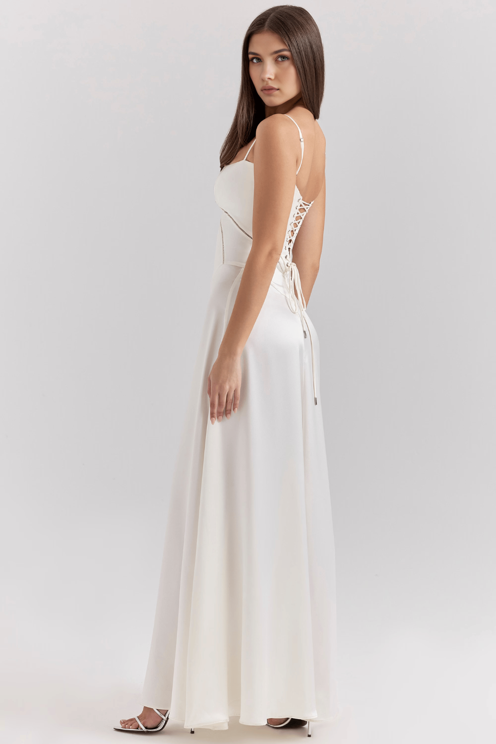 Noelle - Vestido de noche con escote tipo bustier.